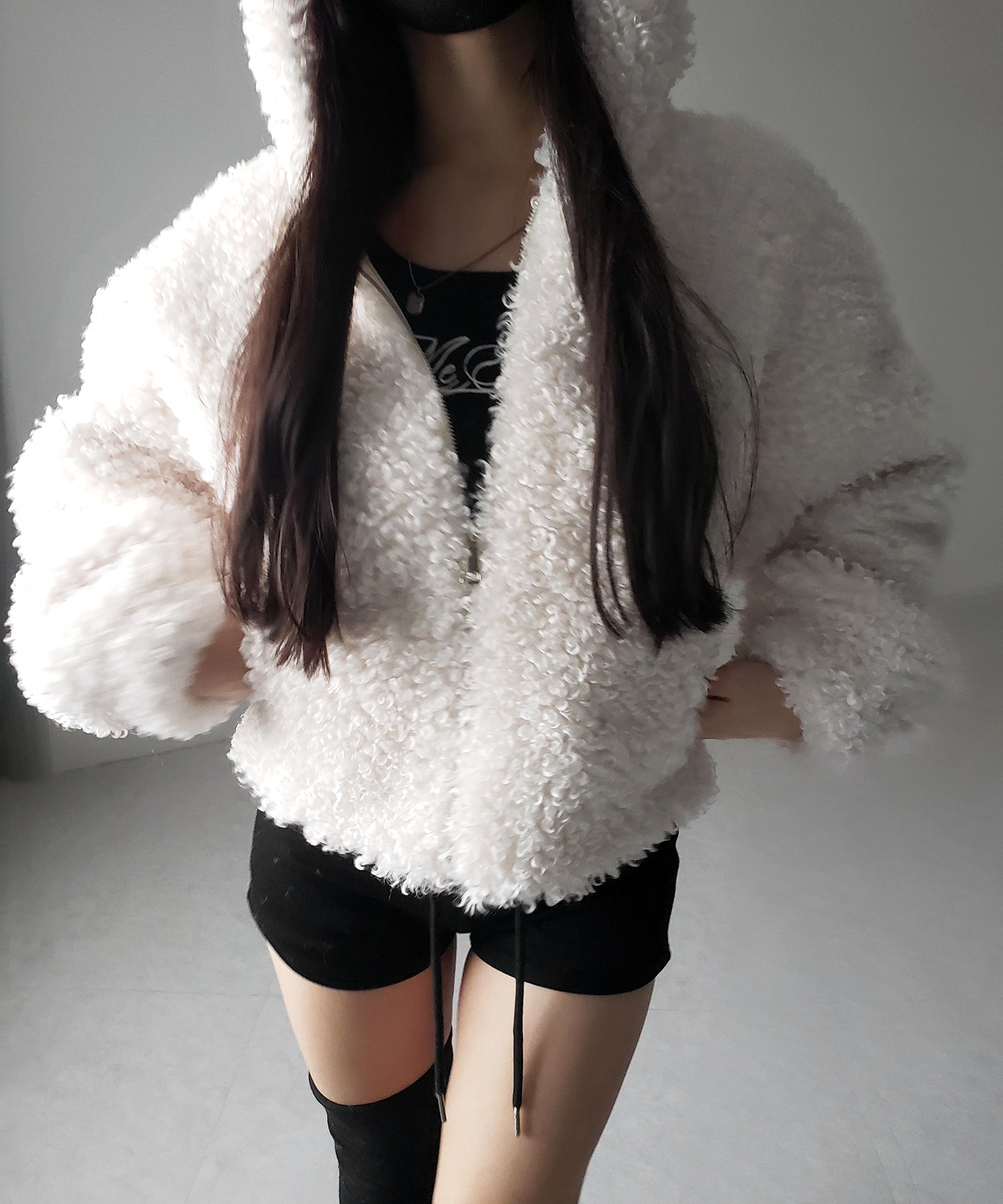 テディボアジップアップフーディクロップドコート ／ teddy boa zipup hoodie cropped cat