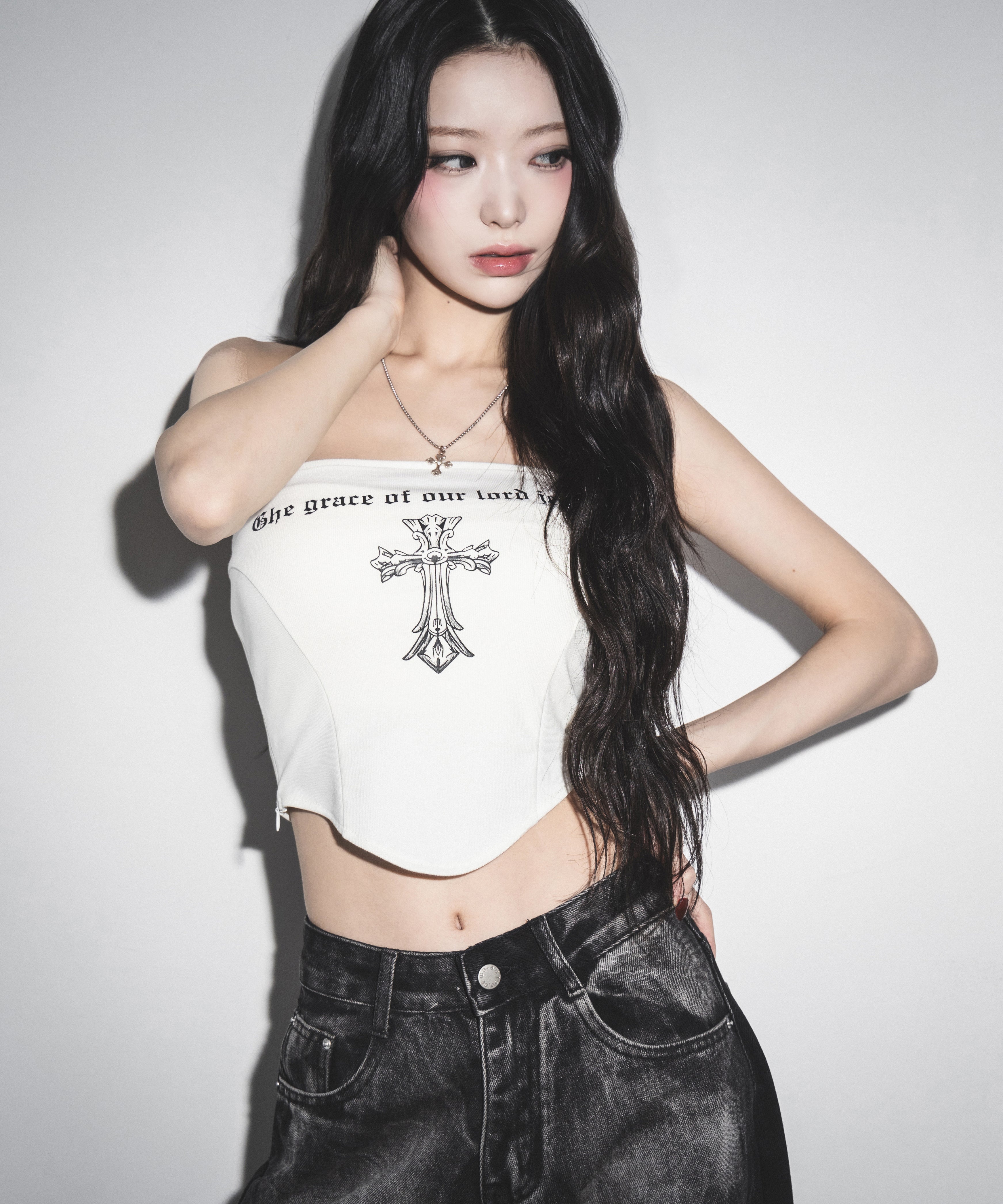 クロスグランジロゴベアトップス ／ cross grunge logo bare tops