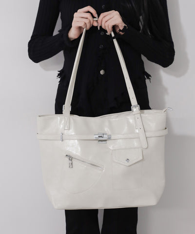 【 A4収納可 】デザインベルトフェイクレザースクエアトートバッグ ／ design belt fake leather square tote bag