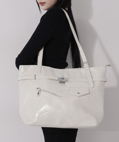 【 A4収納可 】デザインベルトフェイクレザースクエアトートバッグ ／ design belt fake leather square tote bag