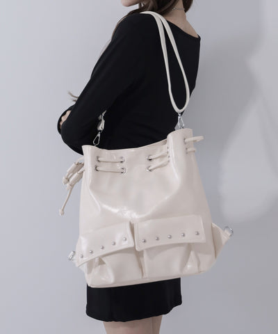 【 ２WAY 】フェイクレザースタッズポケット巾着ショルダーバッグ ／ ( 2WAY ) fake leather studs pocket drawstring shoulder bag