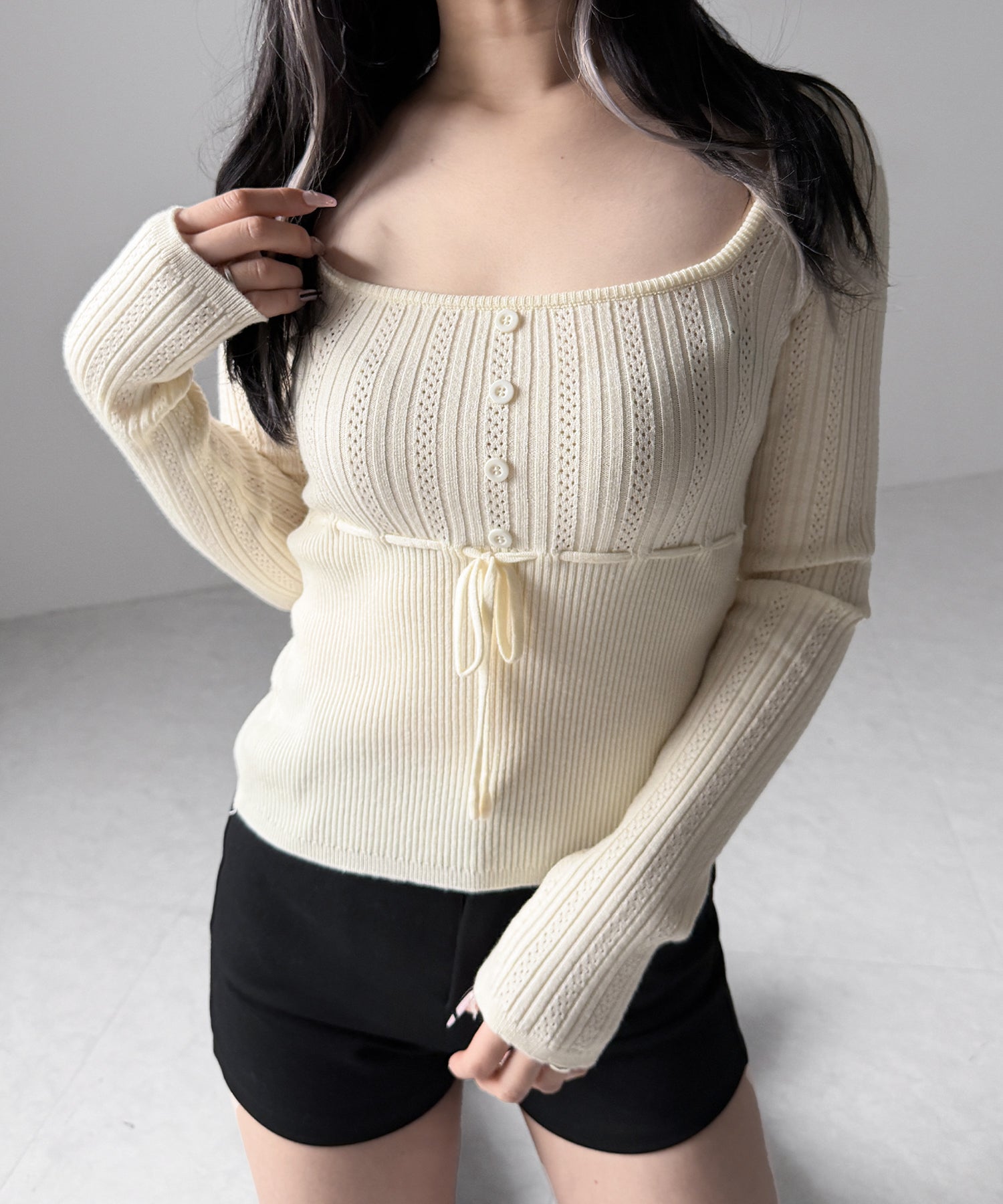 スリムフィット透かし柄リブニット / slim fit watermark pattern rib knit tops
