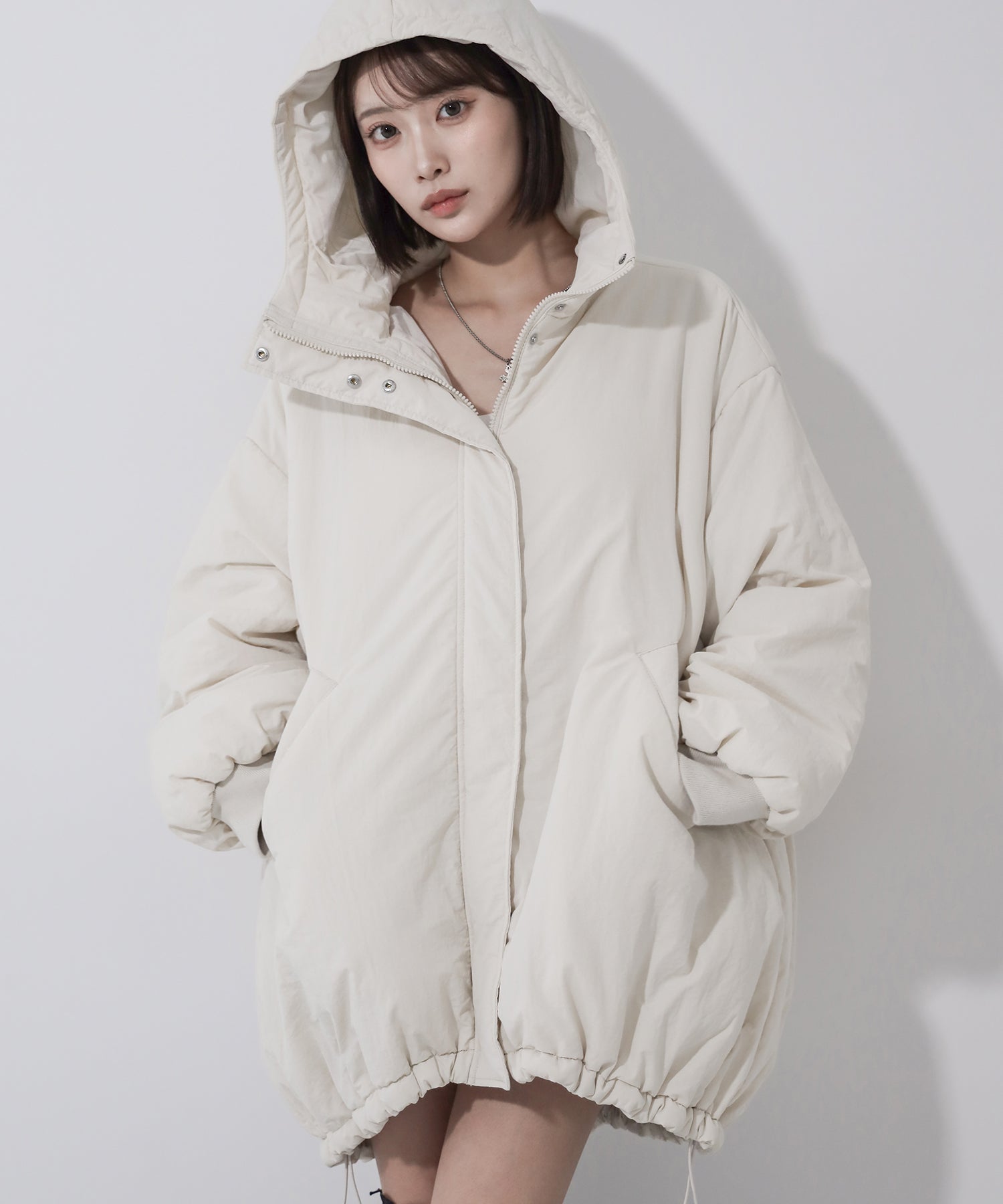 【 裾絞り可能２WAY 】フード付きパファーエコダウンモンスターコート ／ 2WAY Hooded puffer eco down monster coat