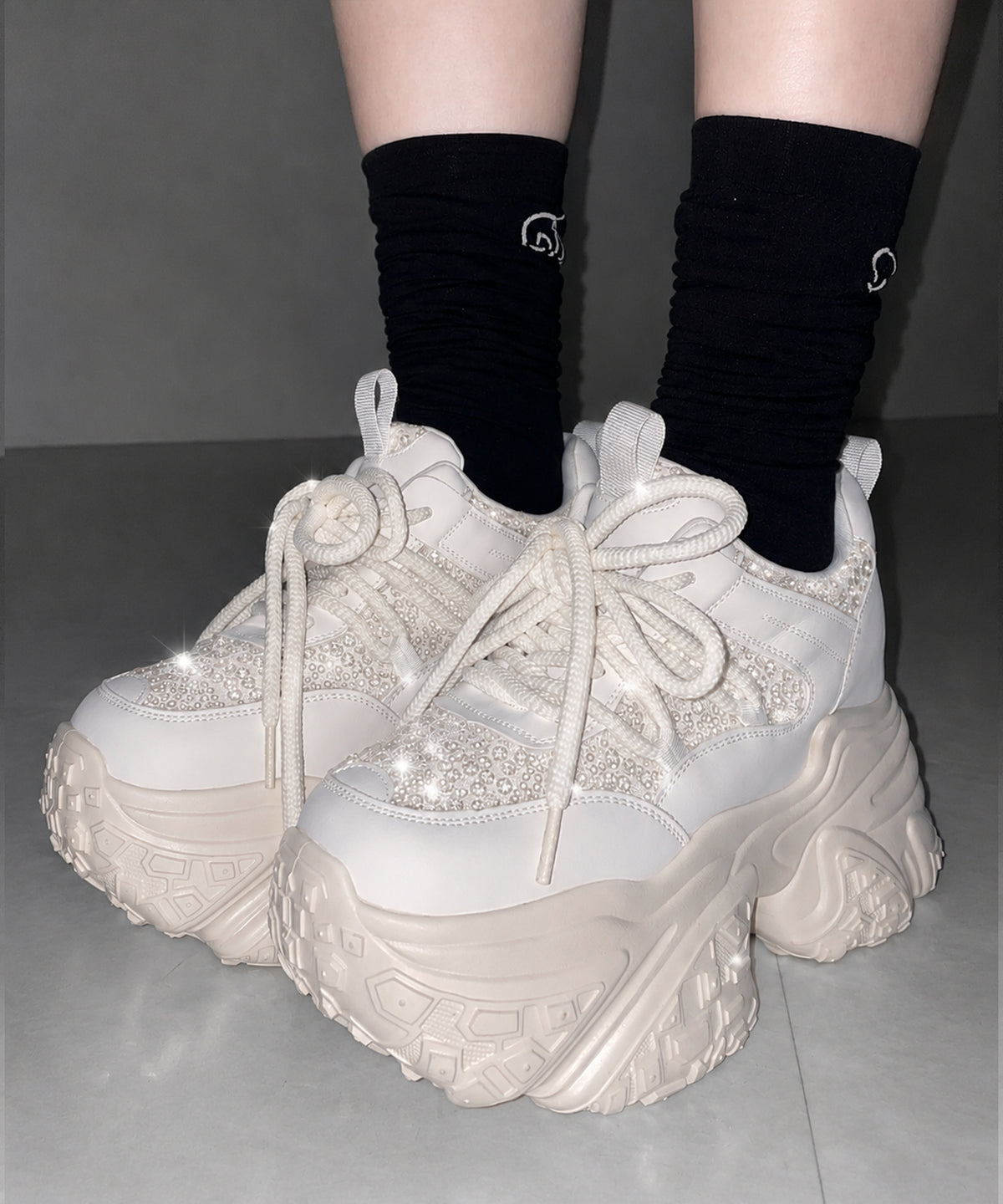 【 +10.5cm盛れ 】スパンコールレースアップ厚底スニーカー ／ +10.5cm spangle lace-up platform sneakers