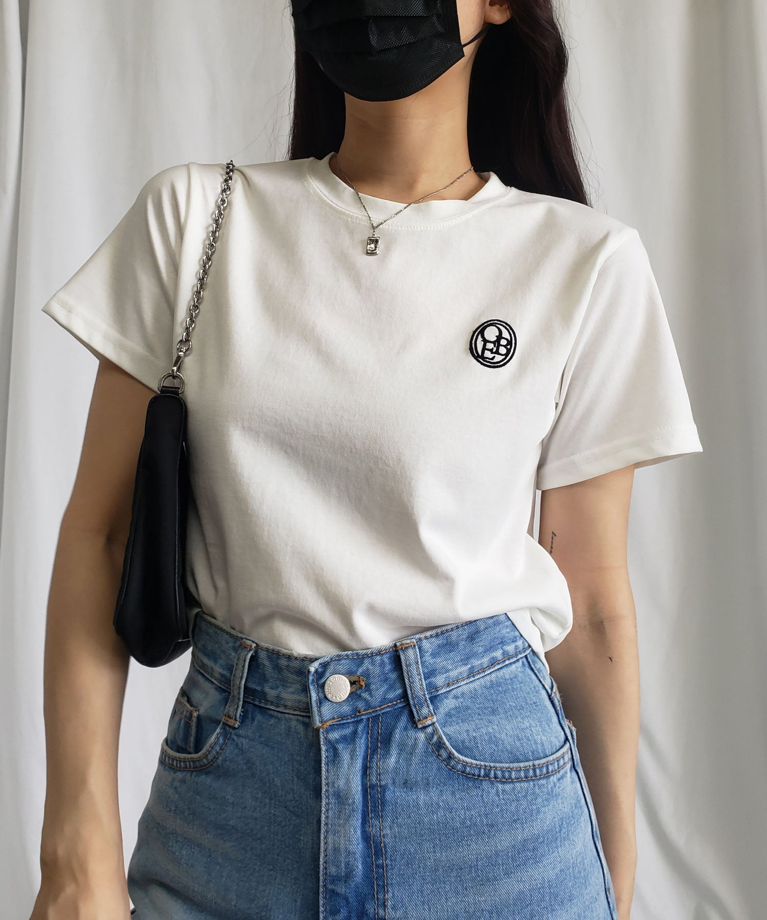 OBE刺繍 ミニロゴＴシャツ【 韓国製 】