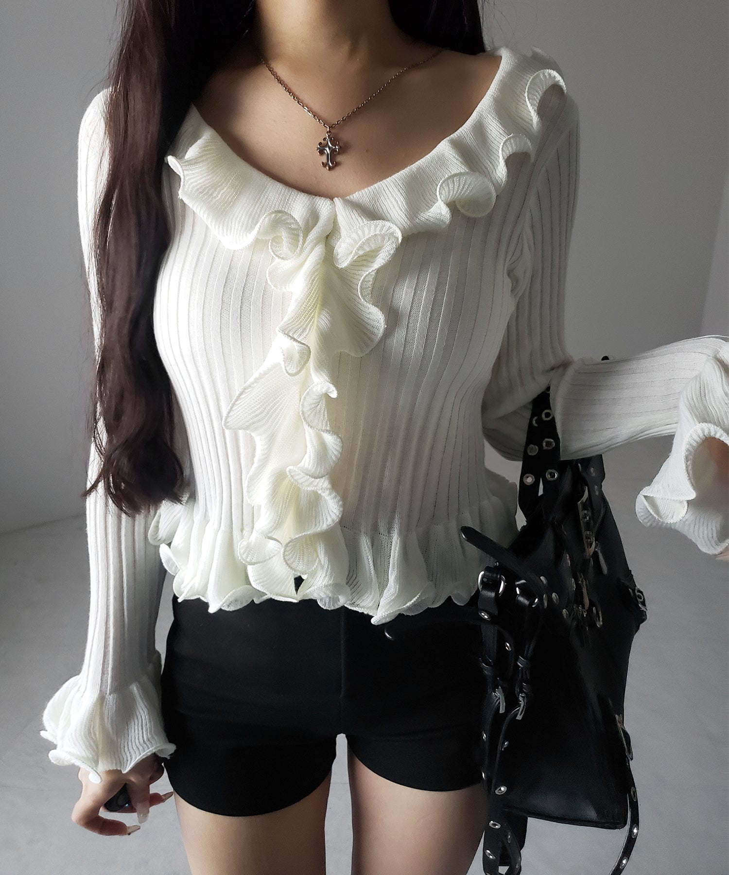 シアーフリル長袖リブニットカーディガン ／ sheer frill long-sleeve ribbed knit cardigan
