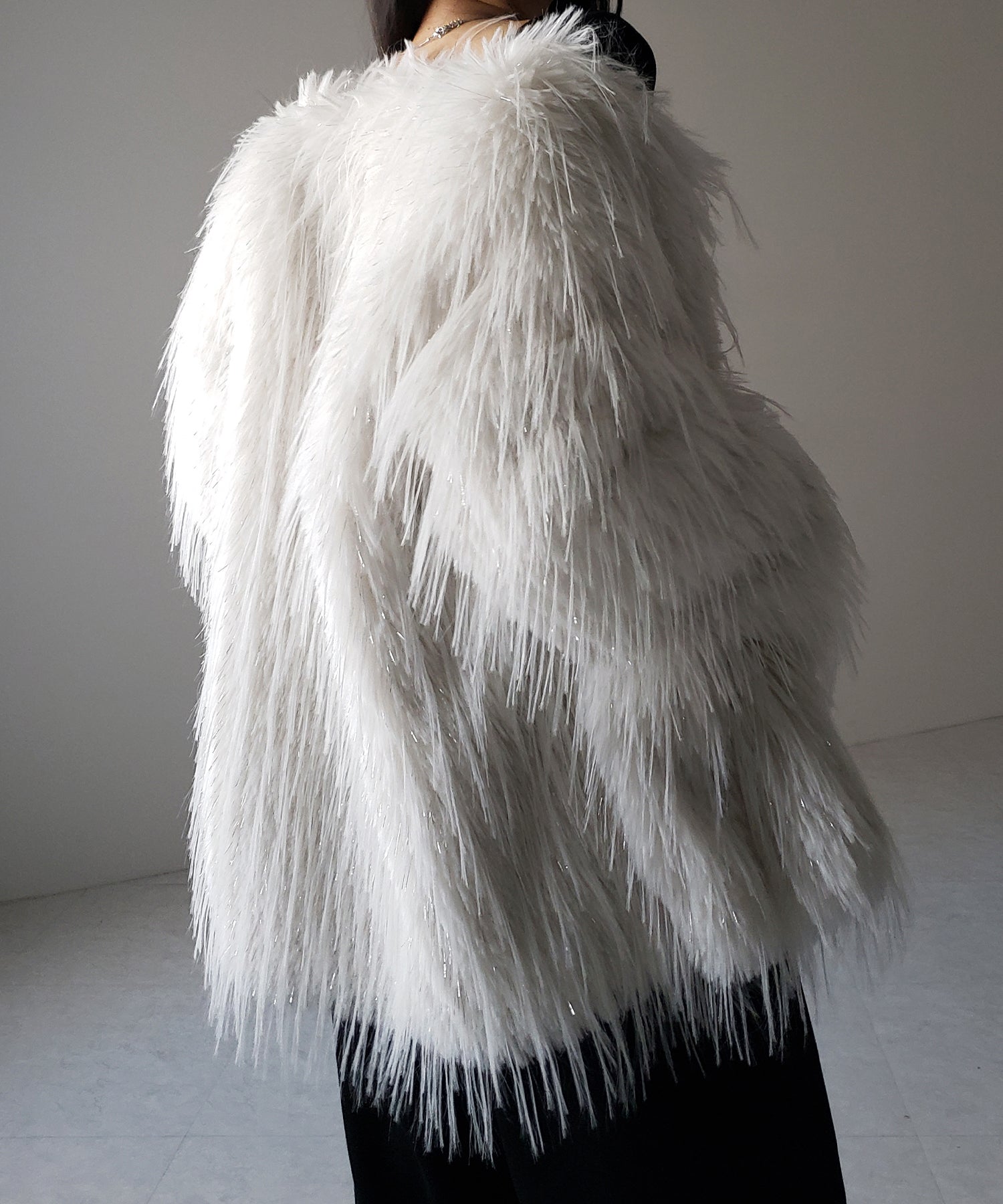 【 ２color 】ラメフェイクファーボリュームシャギーコート ／ rame fake fur volume shaggy coat