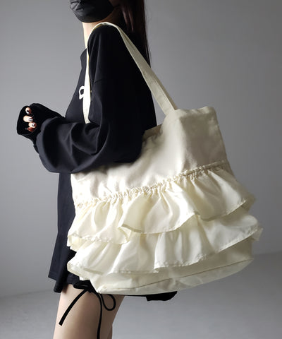 【 ２color 】ティアードフリルBIGキャンバストートバッグ ／ tiered frill big canvas tote bag