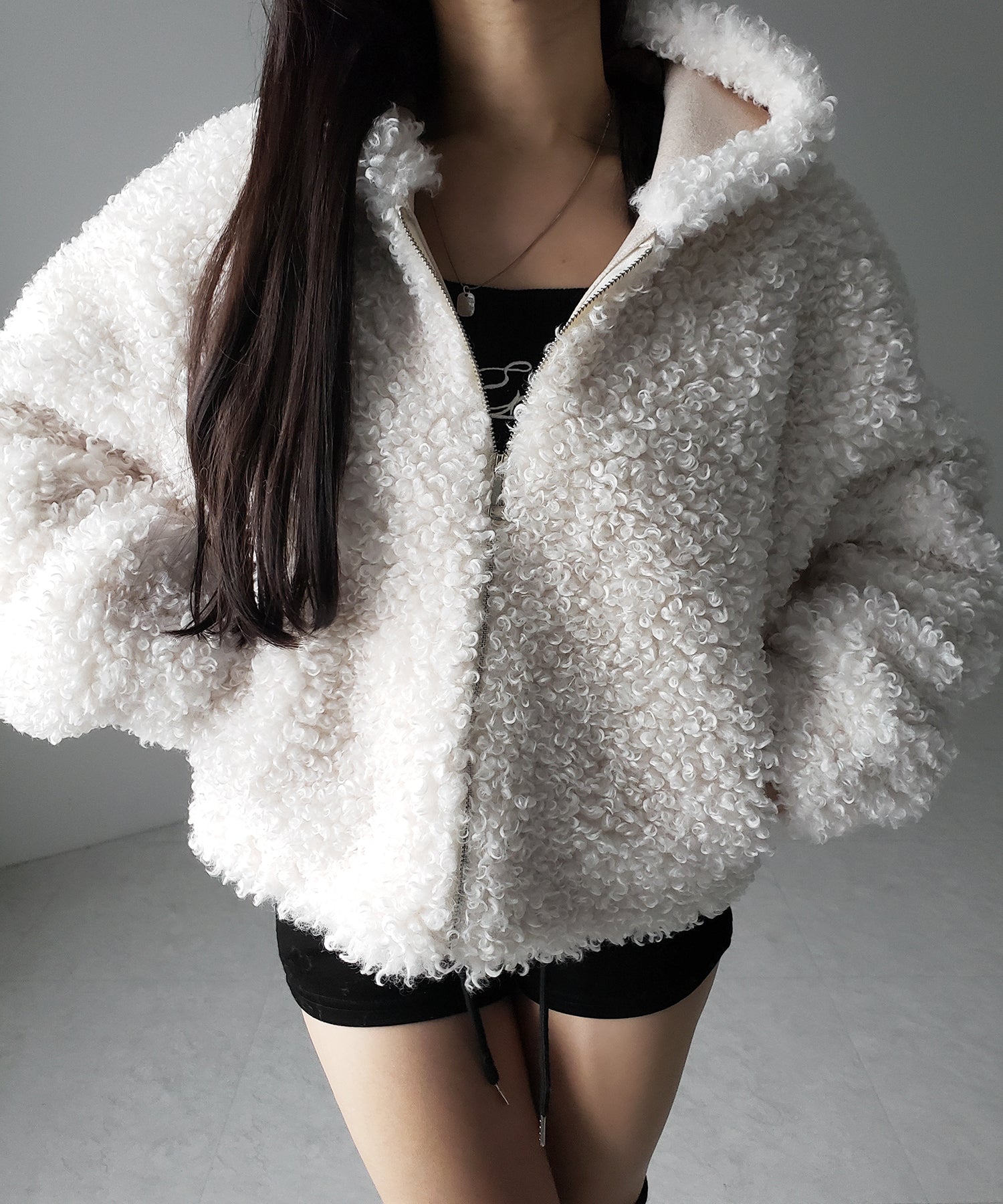 テディボアジップアップフーディクロップドコート ／ teddy boa zipup hoodie cropped cat