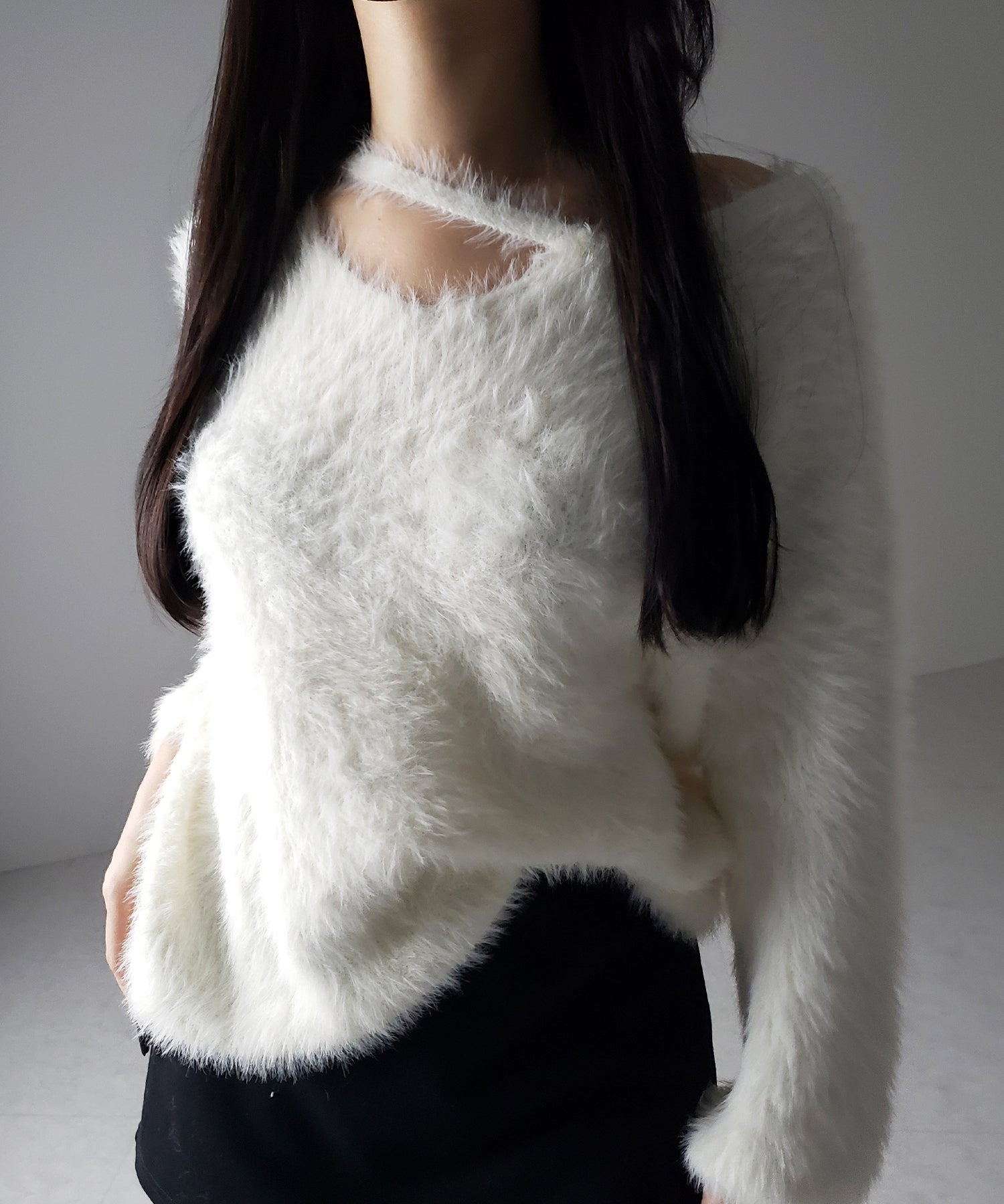 【 ３color 】ナナメストラップカットアウトシャギーニット ／ naname strap cutout shaggy knit