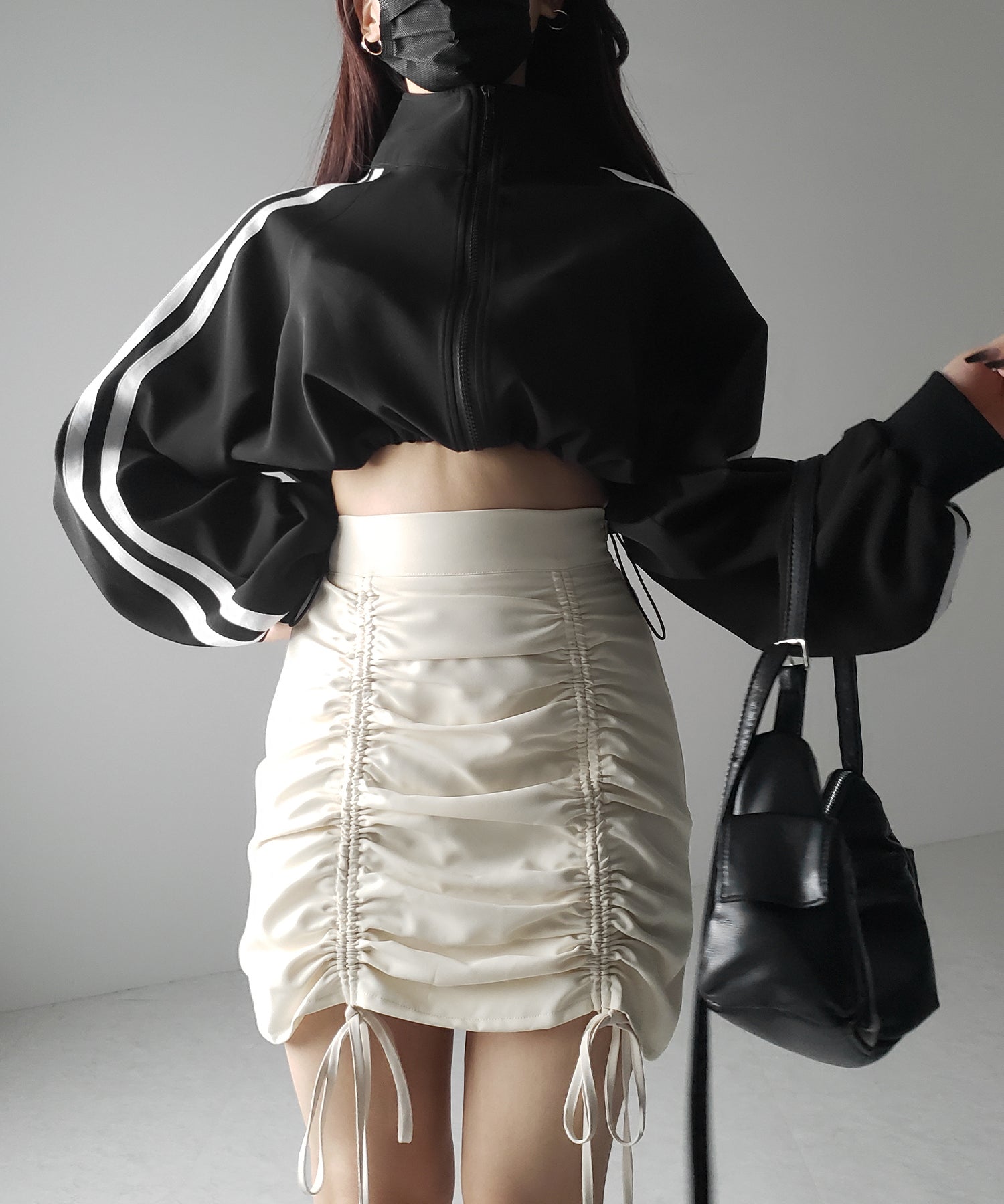 【 インパン裏地付 ／ セルフカット調節可能 】 ストラップダブルリボンシャーリングミニスカート ／ strap double ribbon shirring mini skirt