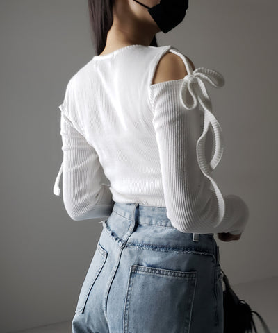 【 ３color 】カットアウトショルダーリボンリブトップス ／ Cut-out shoulder ribbon rib tops