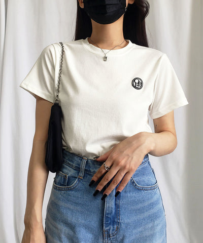 OBE刺繍 ミニロゴＴシャツ【 韓国製 】