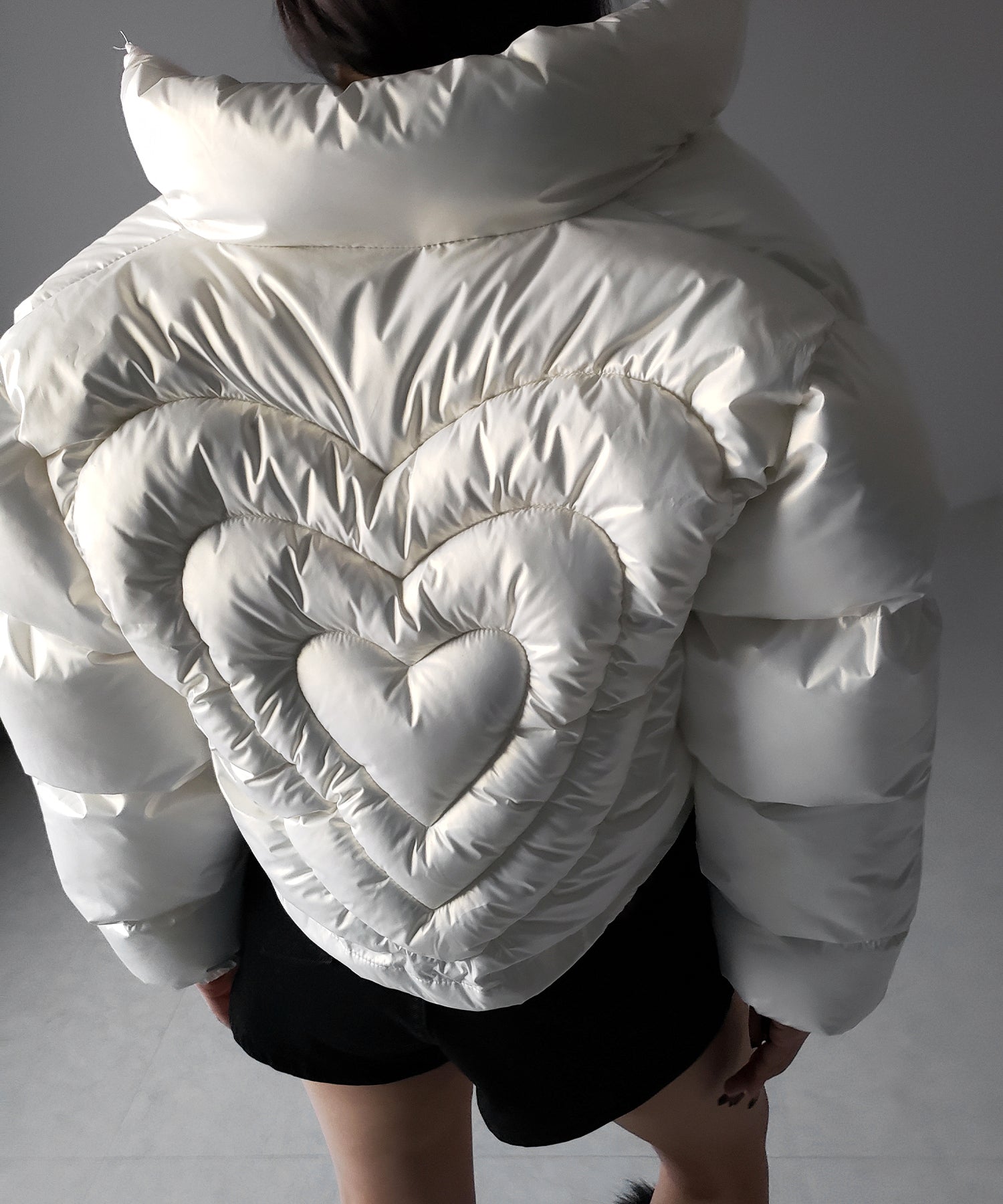 ハートグロッシーショートダウンジャケット ／ heart glossy short down jacket
