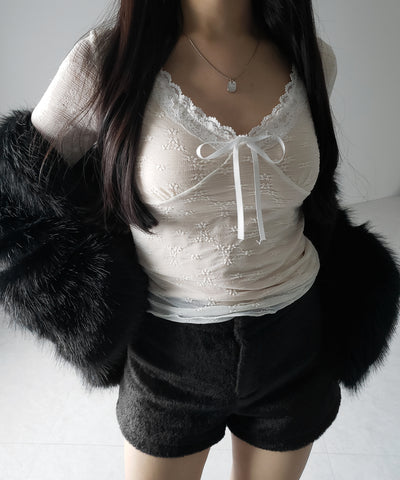 フロントリボンレイヤードレーストップス ／ front ribbon layered lace tops