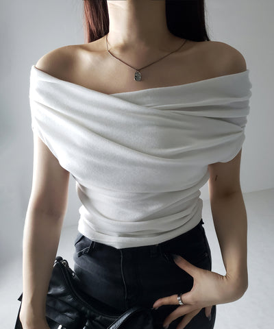 【 ２color 】オフショルギャザーノースリーブトップス ／ off shoulder gather nosleeve tops