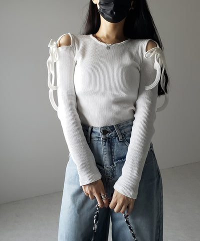 【 ３color 】カットアウトショルダーリボンリブトップス ／ Cut-out shoulder ribbon rib tops