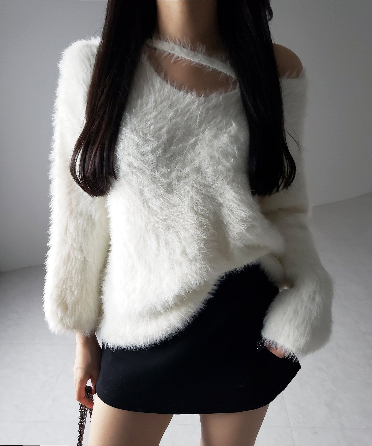 【 ３color 】ナナメストラップカットアウトシャギーニット ／ naname strap cutout shaggy knit