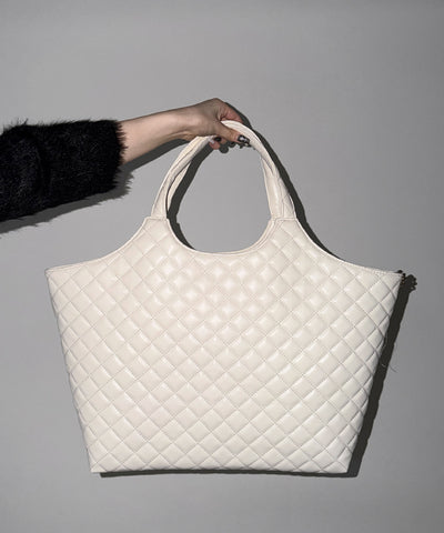 【 A4収納可 】フェイクレザーキルティングトートバッグ ／ fake leather quilted tote bag