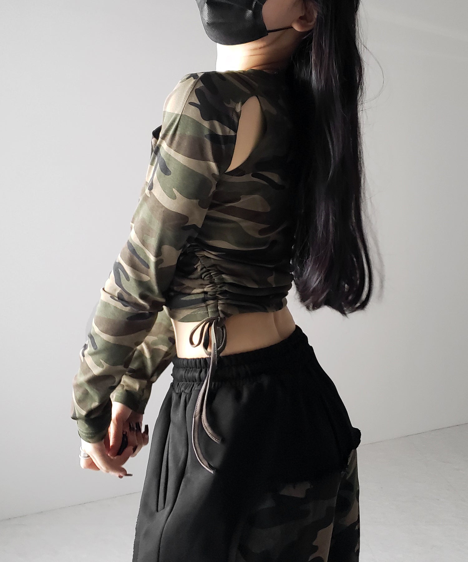 サイドシャーリングカモフラミリタリートップス ／ side shirring camouflage military tops