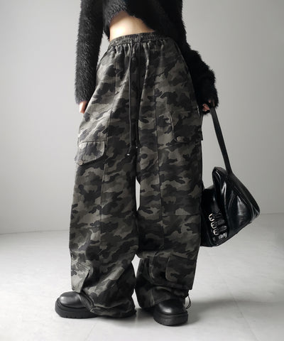 【 裾絞り可能２WAY 】カモフラミリタリーツイルワイドカーゴパンツ ／ camouflage military twill wide cargo pants