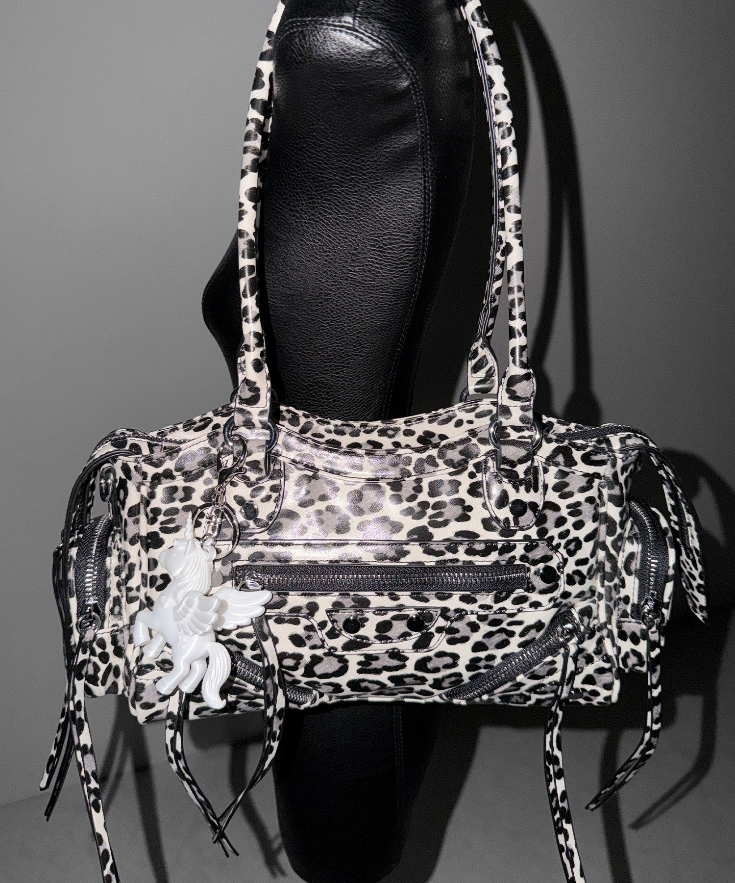 【 ショルダーストラップ付き２WAY 】ヴィンテージアウトポケットグランジボストンショルダーバッグ／ vintage out pocket grunge boston shoulder bag