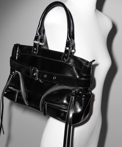 【ショルダーにできる2WAY】 ベルテッドダブルジップポケットショルダーバッグ／ belted double zip pocket shoulder bag