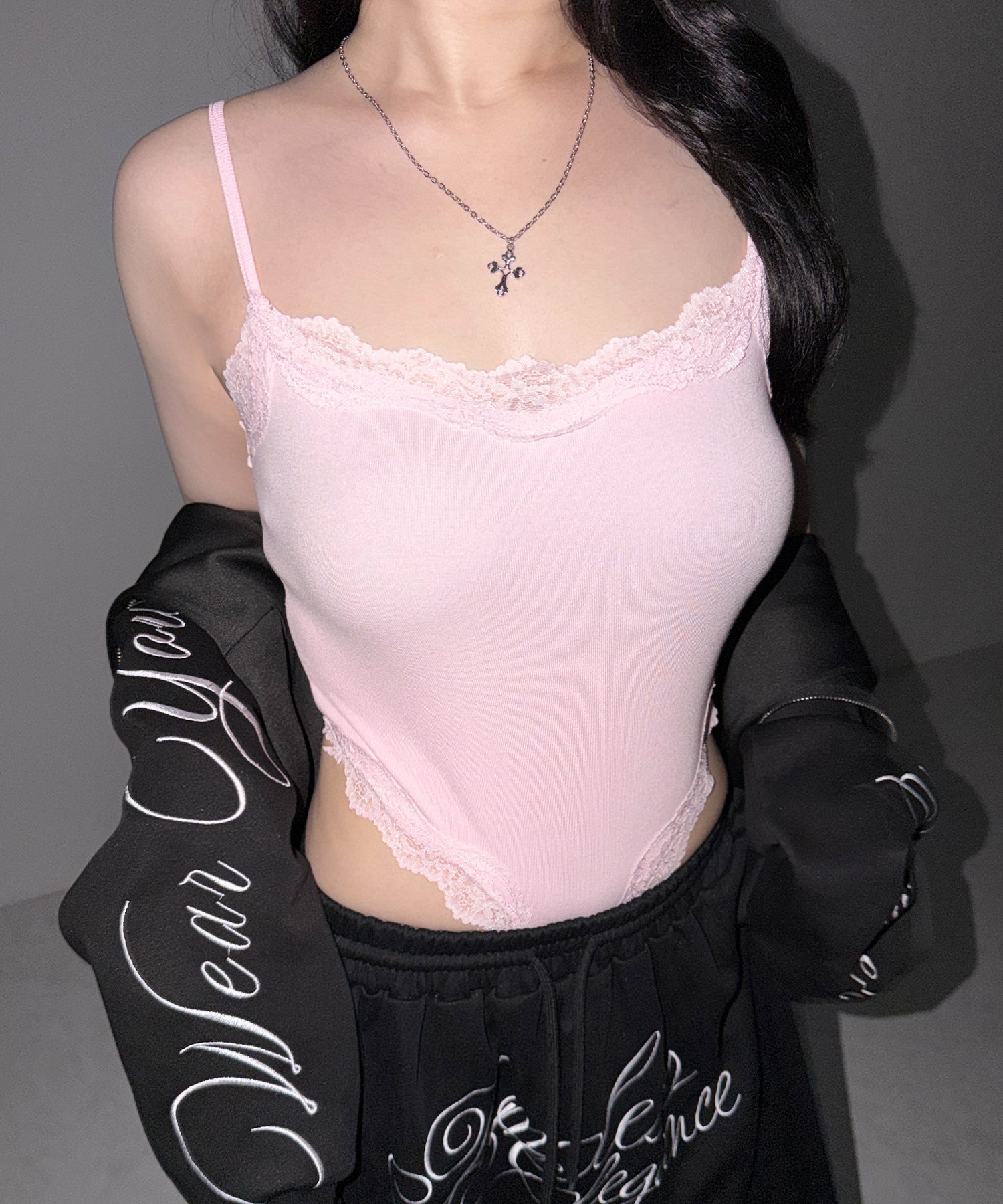 カットアウトレースポイントボディスーツキャミソール ／cutout lace point bodysuit camisole