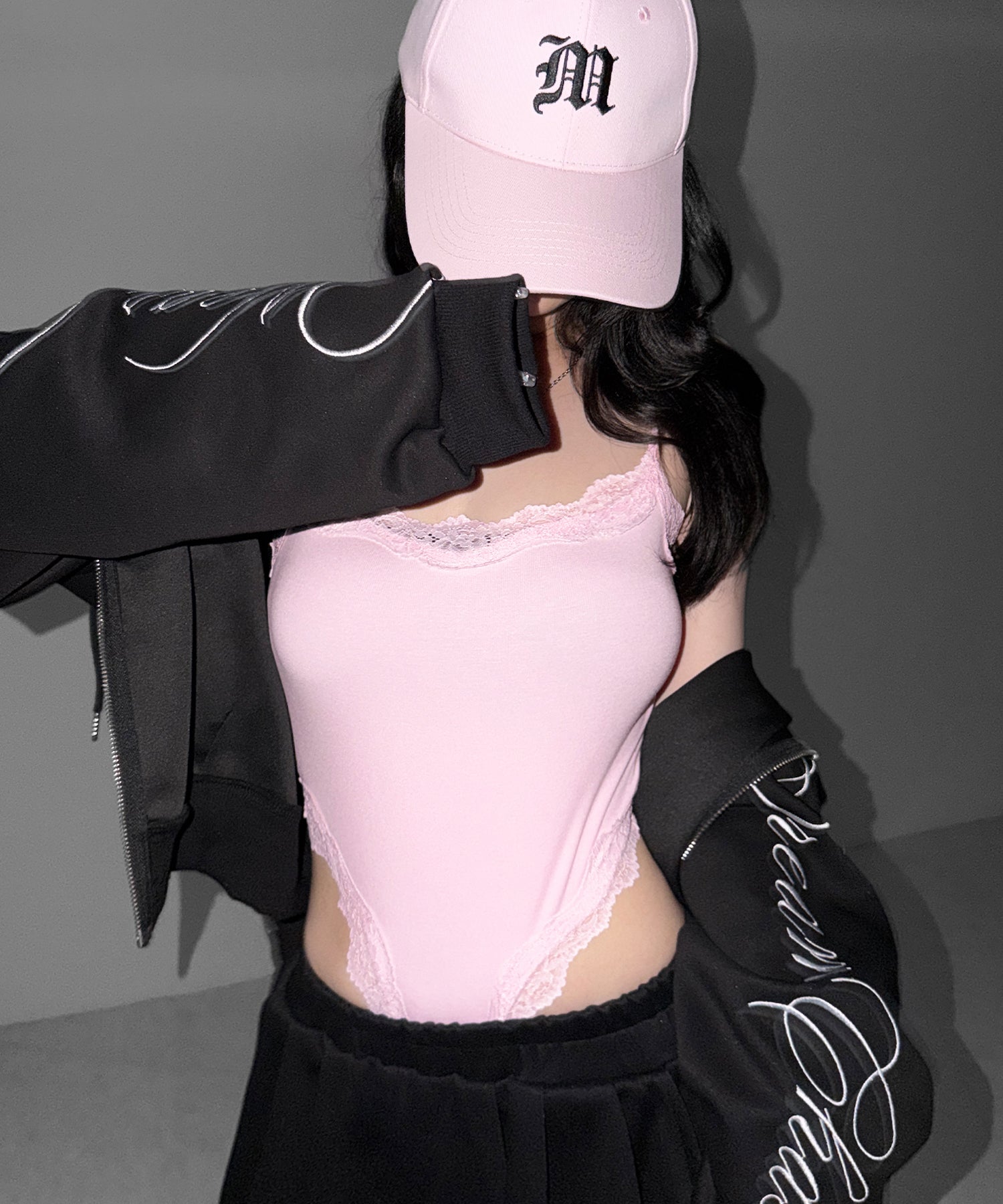 カットアウトレースポイントボディスーツキャミソール ／cutout lace point bodysuit camisole