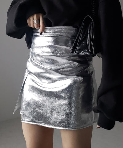 【 ３color ／４size 】３タックメタリックスリットハイウエストタイトミニスカート ／ three tuck metallic slit highwaist tight mini skirt