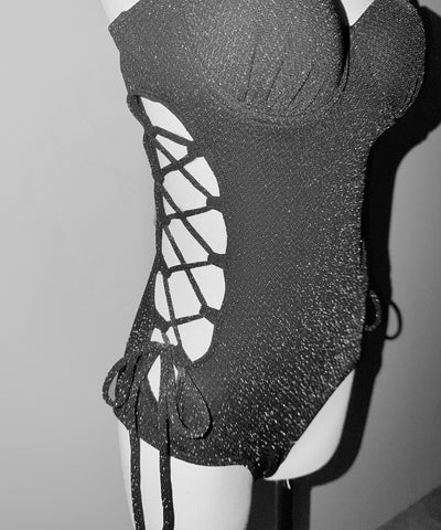 【 レディース水着 】ラメレースアップカットアウトワンピース水着 ／ lame laceup cutout onepiece swimwear