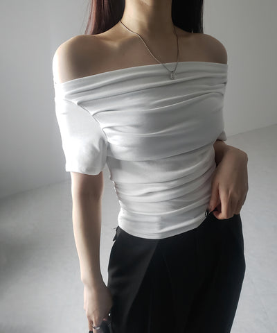 【 ３color 】半袖タックデザインドレープオフショルダートップス