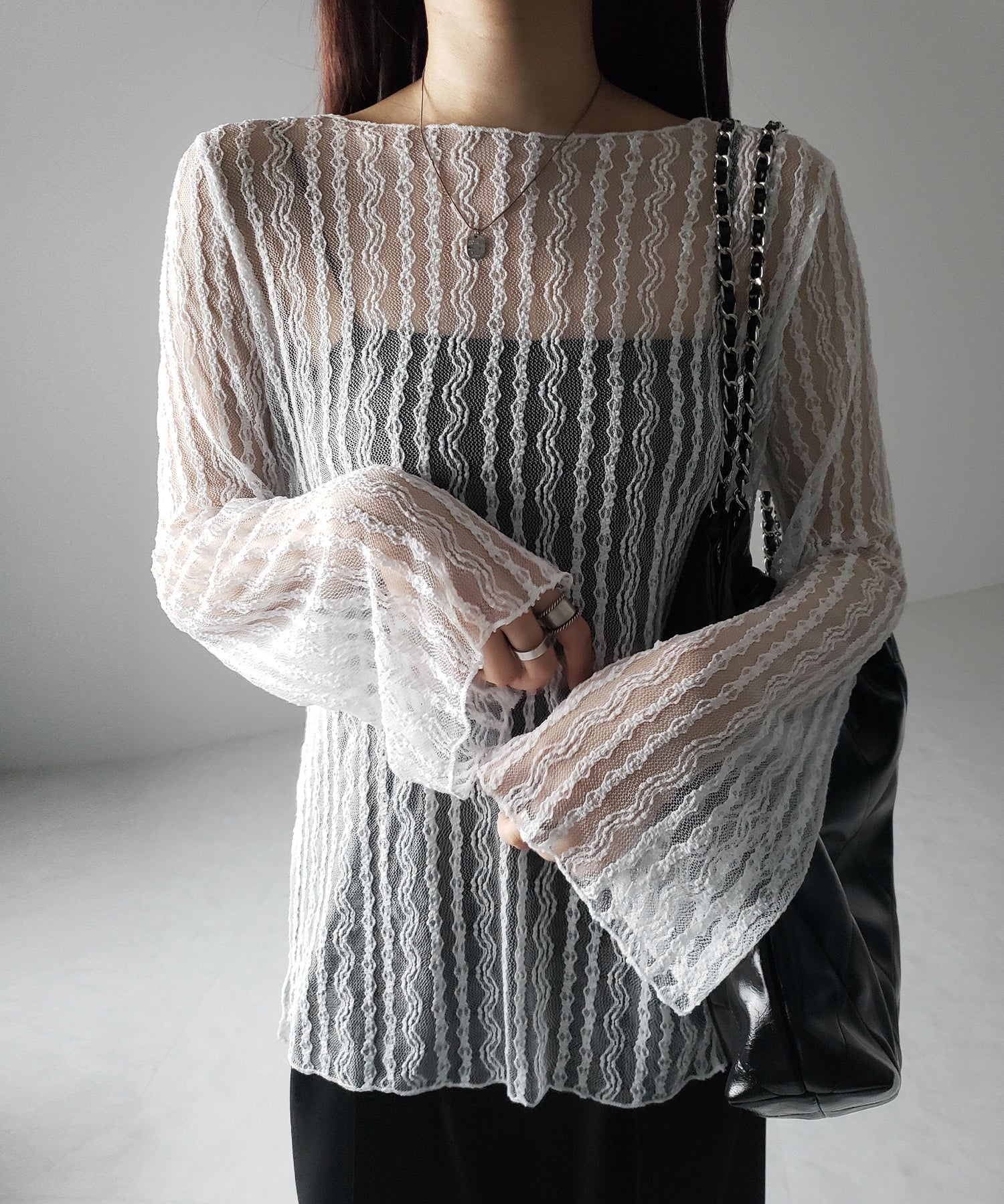 【 ２WAY 】ワンショルワイドスリーブルーズシアートップス ／ one shoulder wide sleeve loose sheer tops
