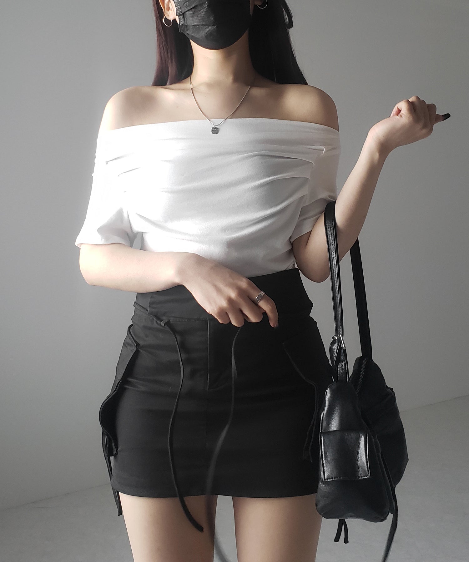 【 ３color 】半袖タックデザインドレープオフショルダートップス