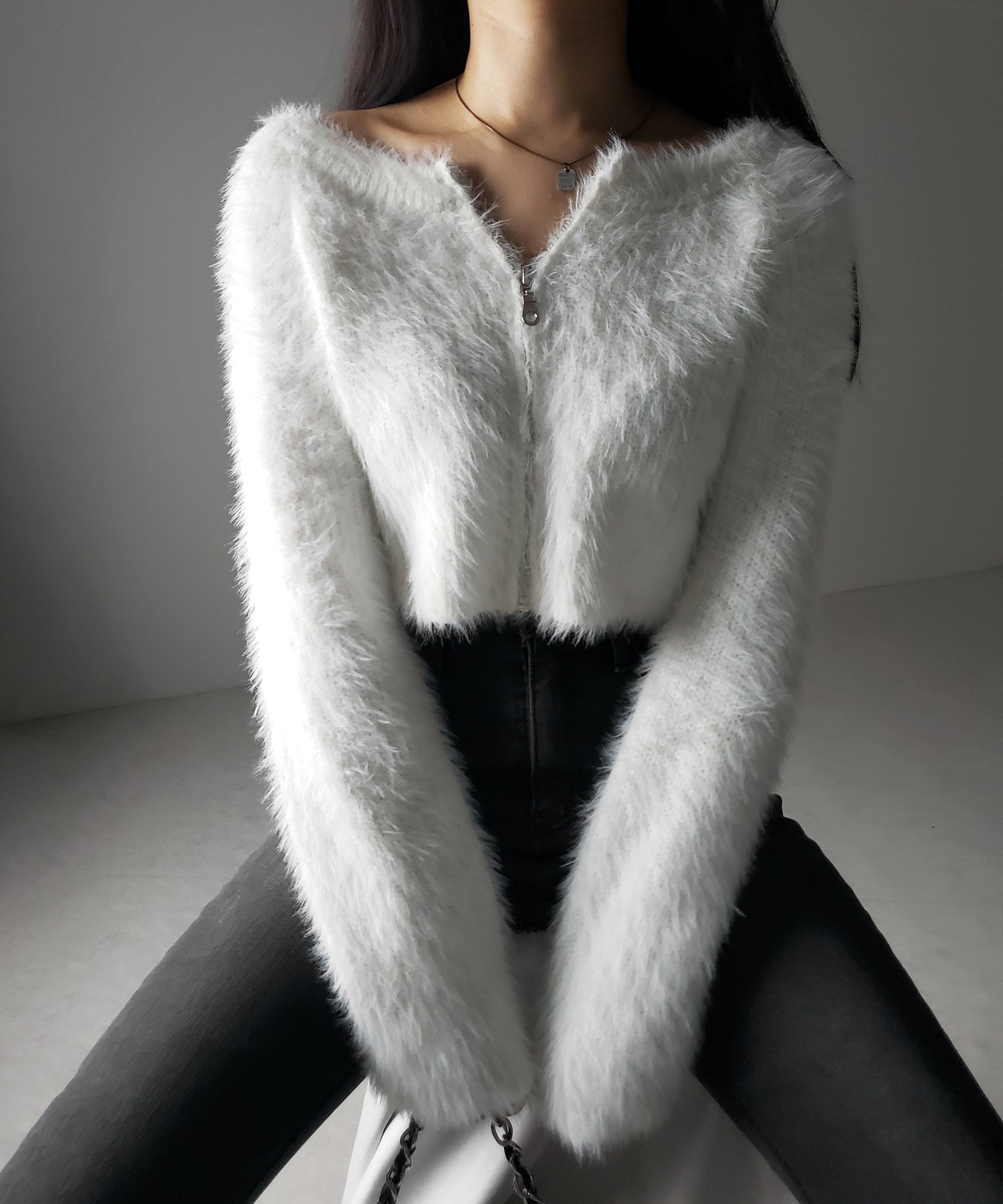 【 ３color 】フロントジップショートシャギーニットカーディガン ／ front zip short shaggy knit cardigan