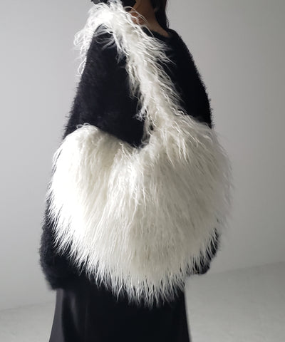 【 ４color 】シャギーファーハートショルダーバッグ ／ shaggy fur heart shoulder bag
