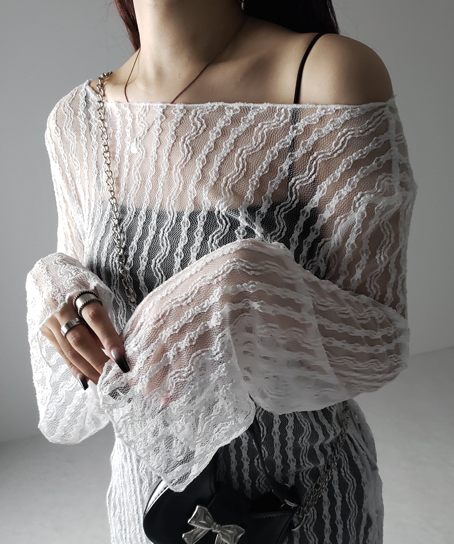 【 ２WAY 】ワンショルワイドスリーブルーズシアートップス ／ one shoulder wide sleeve loose sheer tops