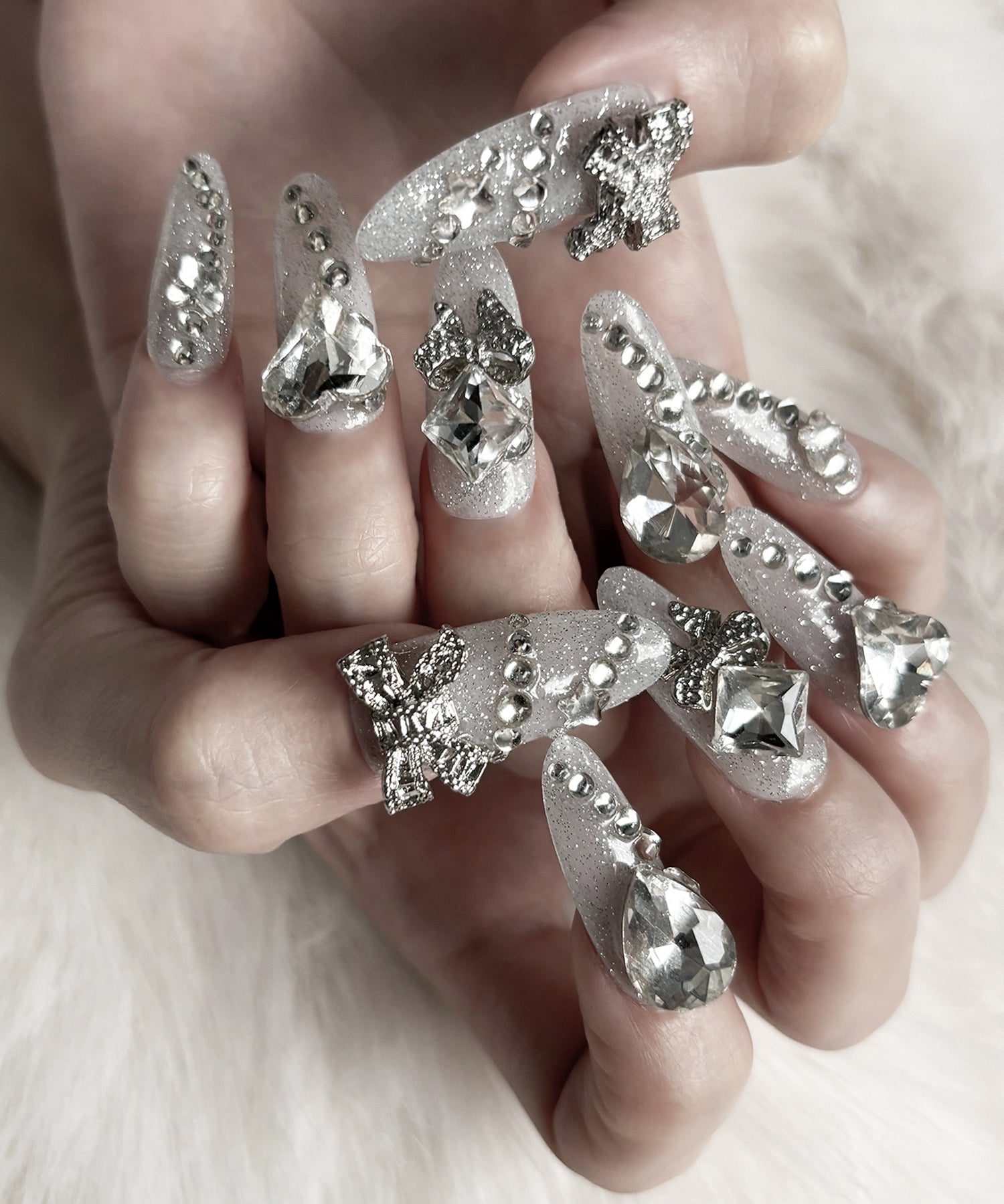 【 限定先行販売 】 bijou ribbon glitter flash nail tips