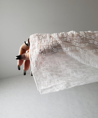 【 ２color 】ワイドスリーブオーバーシアーレーストップス ／ wide sleeve over sheer lace tops