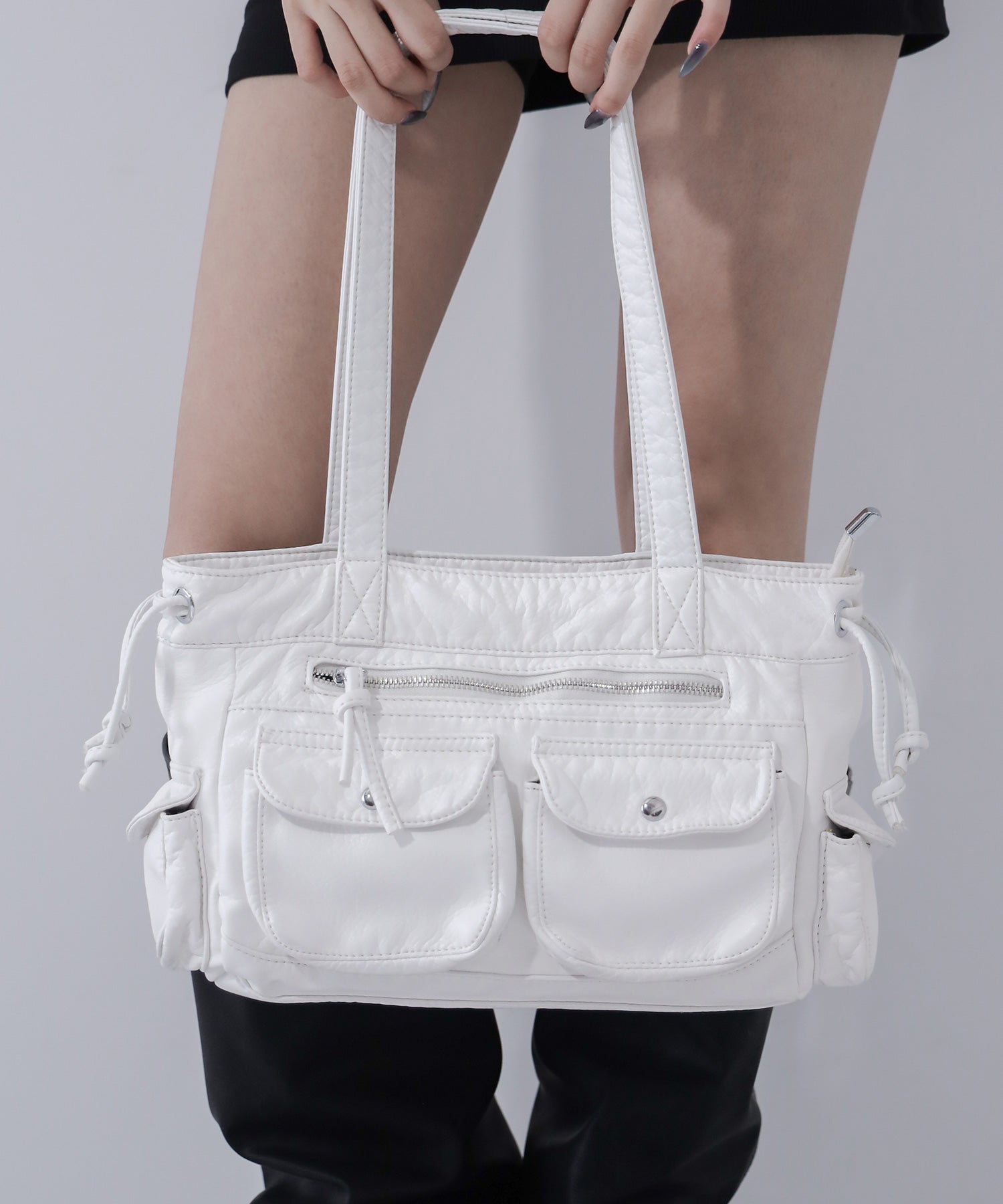 【 ３color 】アウトポケットジップアップエンボスヴィンテージハンドバッグ ／ out pocket zipup embossed vintage handbag