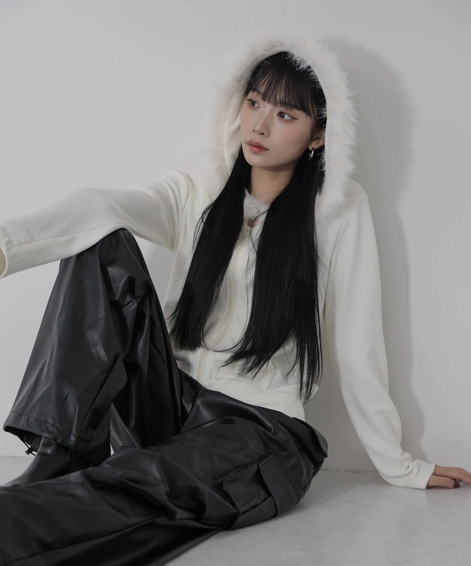 【 ３color 】ファーフードジップアップパーカー ／ fur zipup hoodie