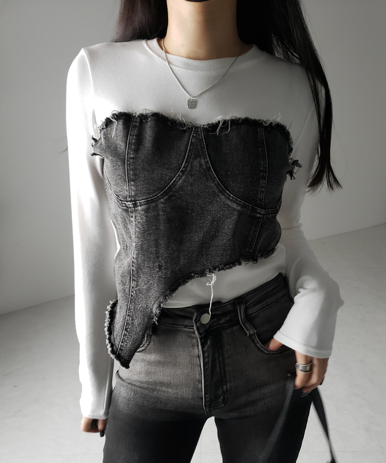 【 ２color 】ダメージデニムビスチェドッキングＴシャツ ／ damage denim bustier docking Tee