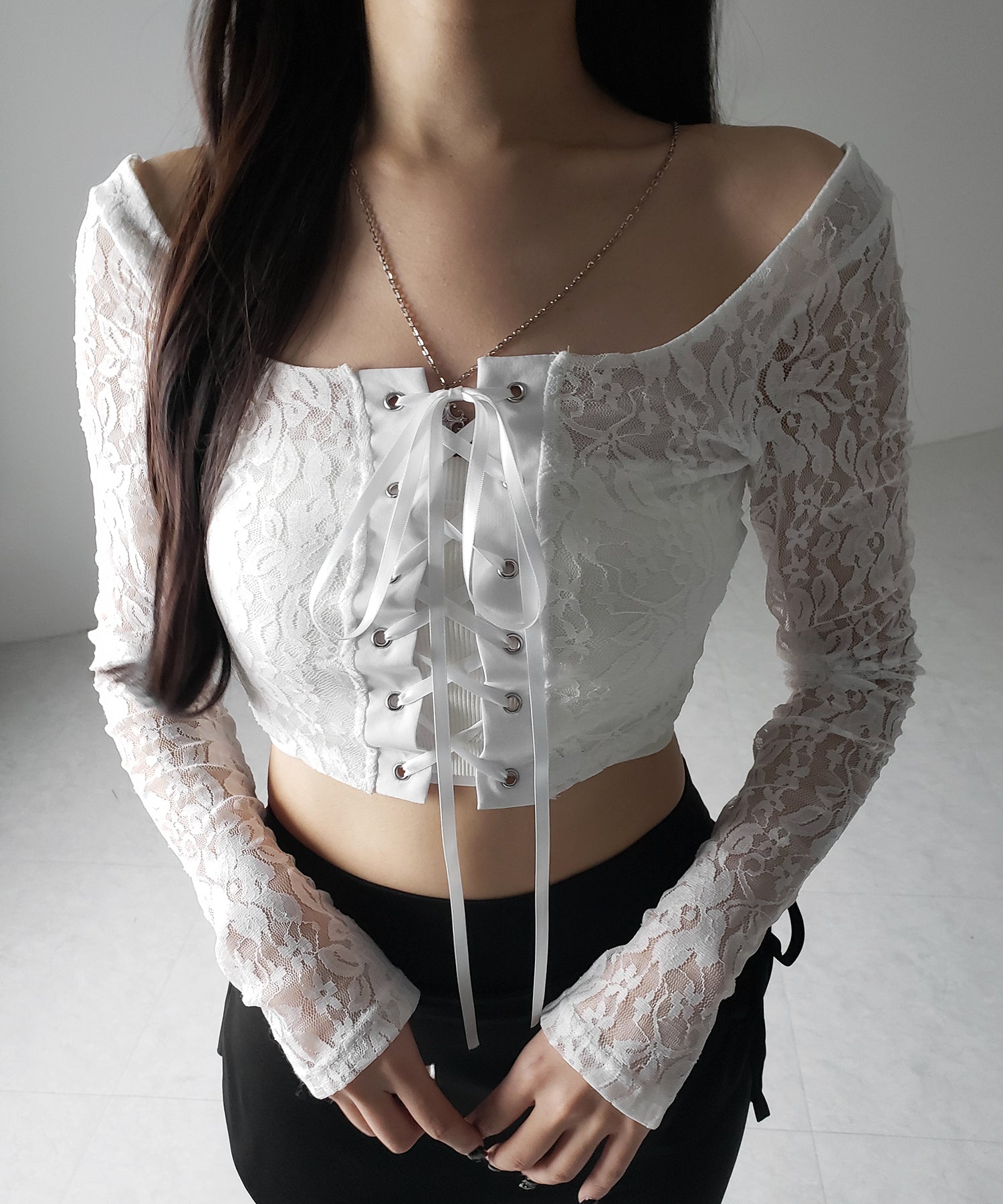 【 ２color 】レースアップコルセットリボンショートレーストップス ／ laceup corset ribbon short lace tops