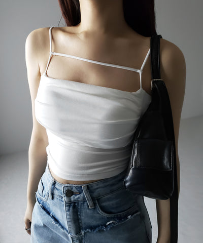 【 カップ付き／２WAY 】ラインストラップタックショートキャミソール ／ line strap tuck short camisole