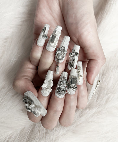 【 限定先行販売 】wishcore angel pearl white nail tips