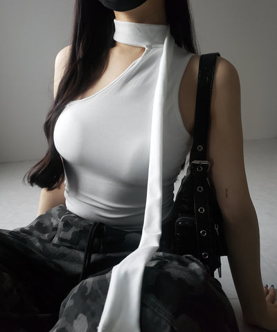 【 ３color ／ カップ付 】チョーカータイアシンメトリーワンショルキャミソール ／ choker tie asymmetry one-shoulder camisole