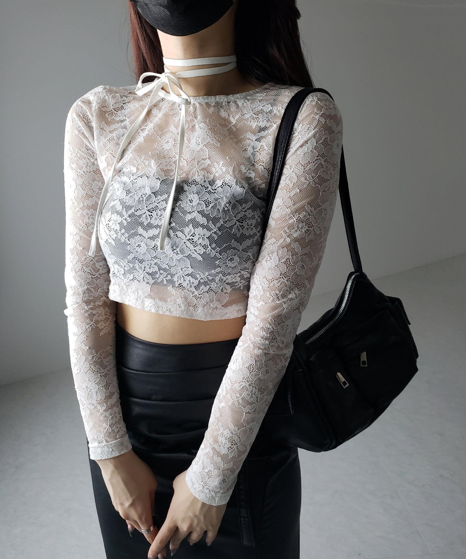 【 ２color 】ストラップリボンショートレーストップス ／ strap ribbon short lace tops