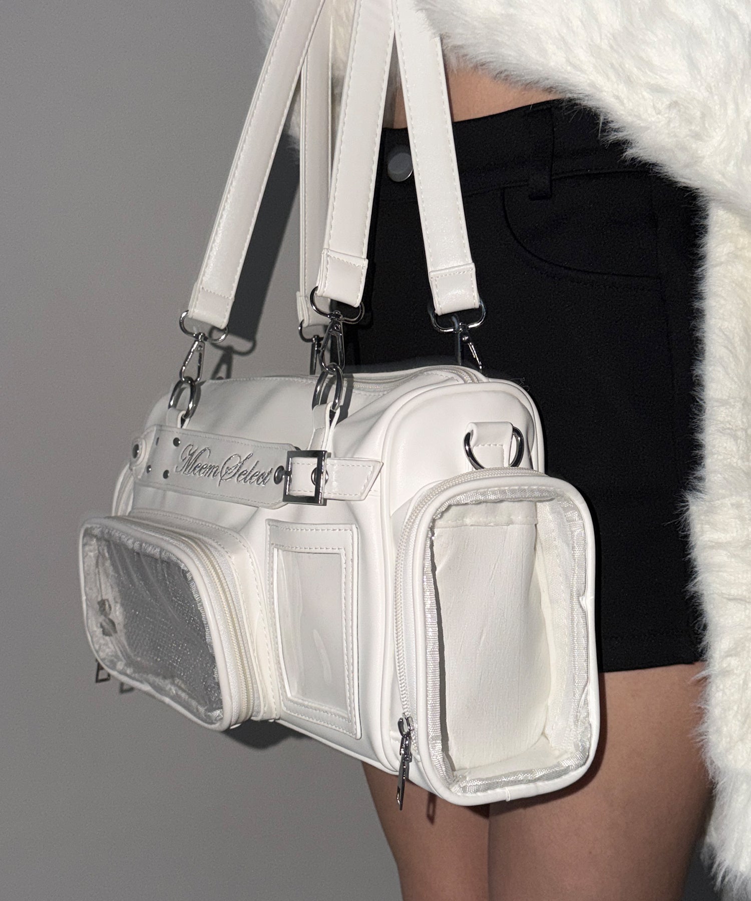 クリアポケット付きレタリング刺繍ショルダーバッグ ／ clear pocket lettering embroidery shoulder bag