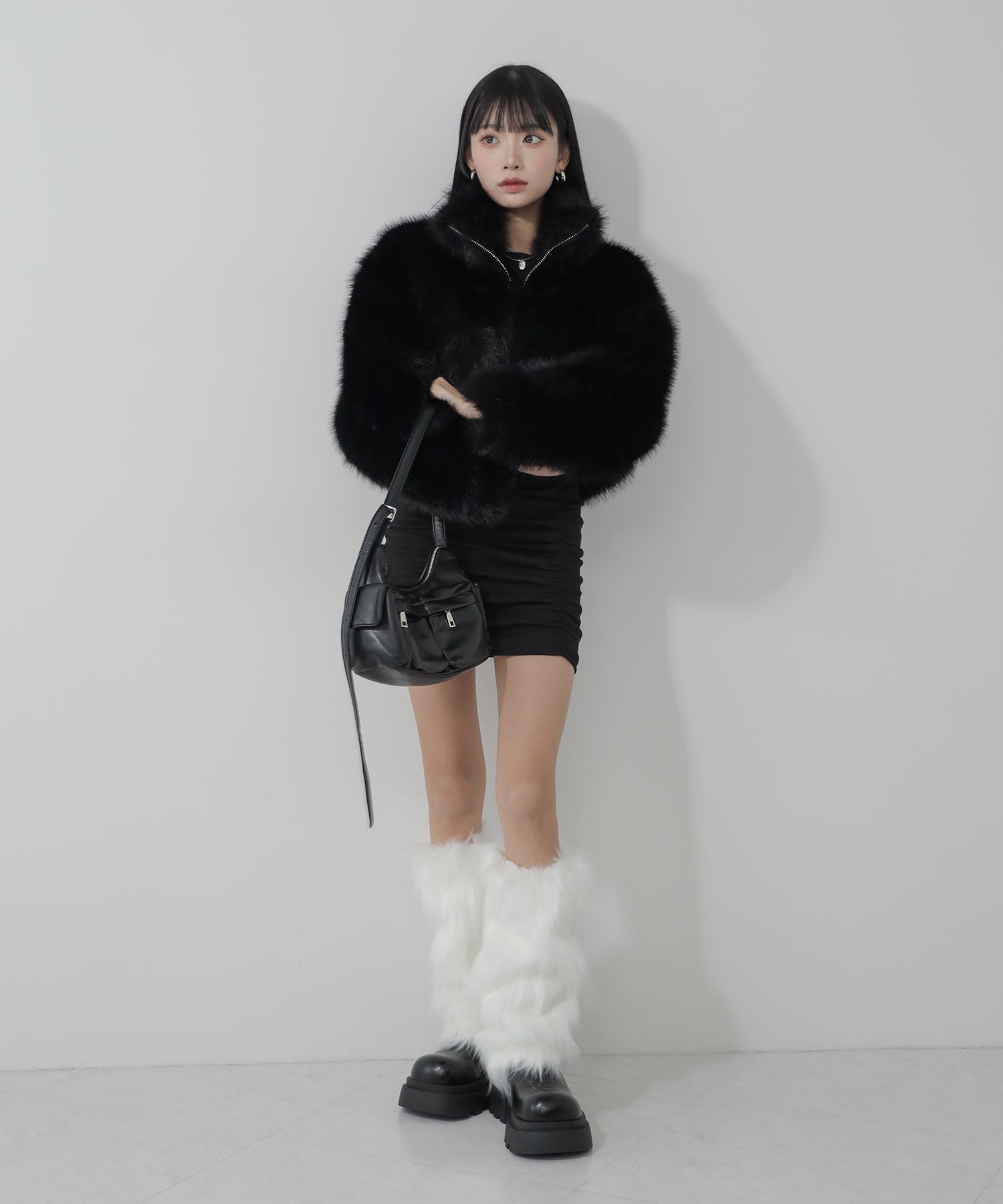 d.i.a 　ダイヤ　レッグウォーマー　フェイクファー　黒 d.i.a ダイヤ レッグウォーマー フェイクファー 黒 d.i.a. ダイヤ