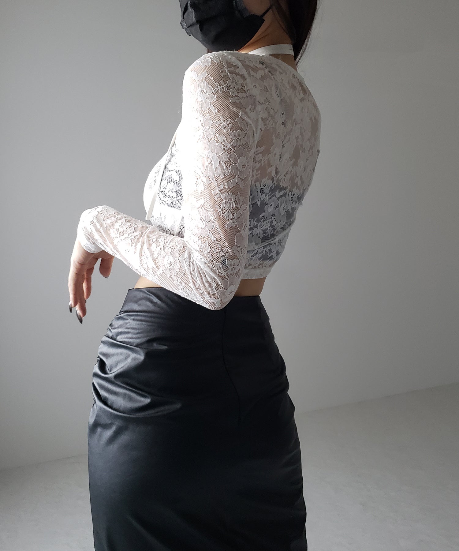 【 ２color 】ストラップリボンショートレーストップス ／ strap ribbon short lace tops
